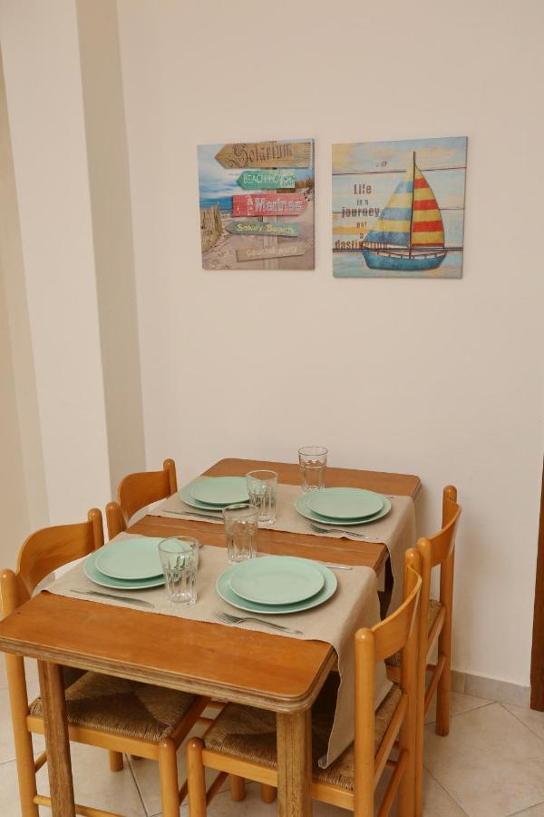 פפקוהורי Palia Platia Apartments מראה חיצוני תמונה