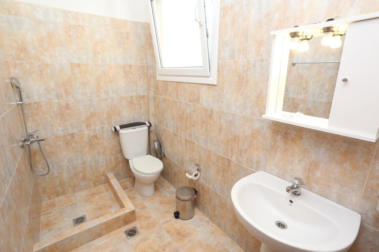 פפקוהורי Palia Platia Apartments מראה חיצוני תמונה