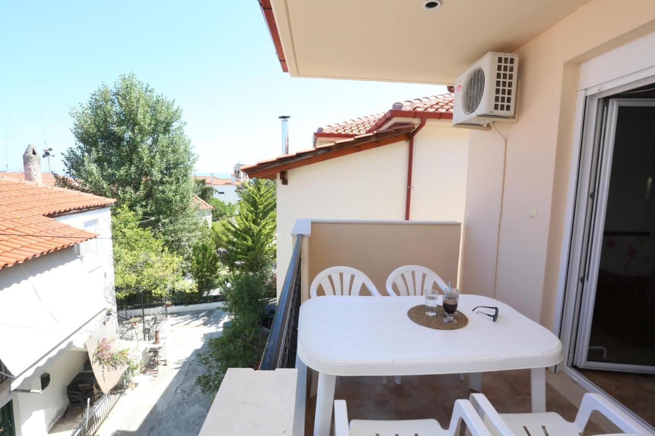 פפקוהורי Palia Platia Apartments מראה חיצוני תמונה